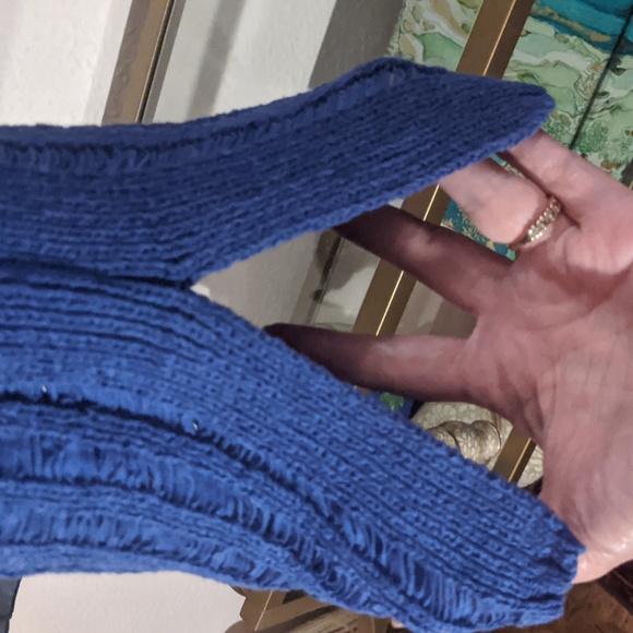 Daisy Fuentes tunic length sweater - Picture 3 of 5